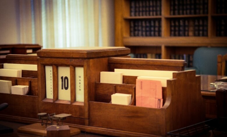 Ombudsmänner: Independent Mediators for Justice and Citizens' Rights