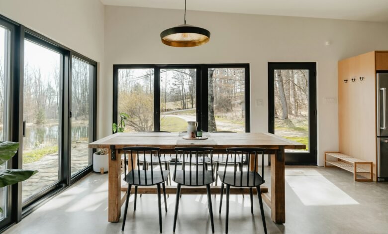 Pyntekvister: Elegant Decorative Branches to Enhance Any Space