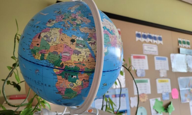 Jr Geo: Innovative Geography Education Tools for Kids Aged 6 to 14