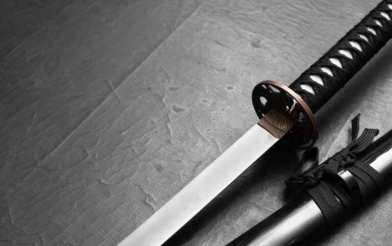 Buying a Japanese Katana Sword? Spot the Real from the Replica