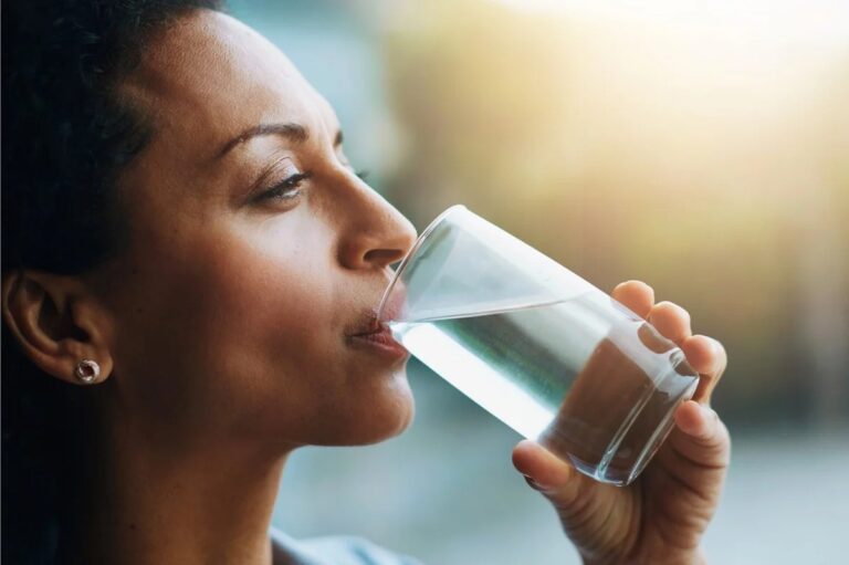 The Health Benefits of Drinking Hydrogen-Infused Water Regularly