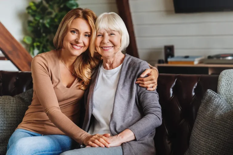 Finding the Perfect Home A Comprehensive Guide to Choosing an Assisted Living Facility